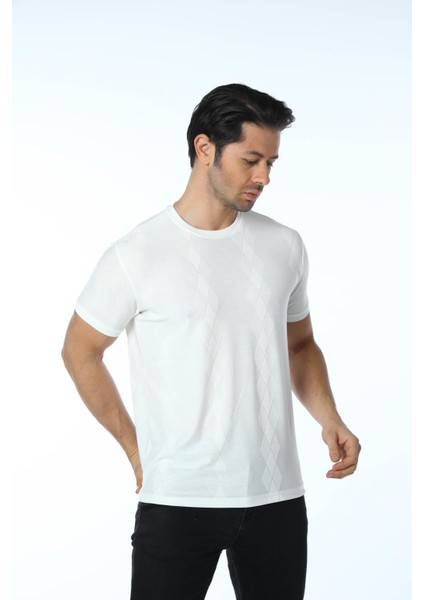 Jakarlı Bisiklet Yaka T-Shirt