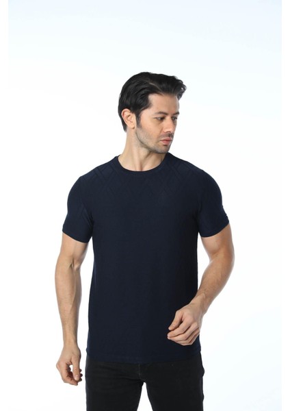 Jakarlı Bisiklet Yaka T-Shirt