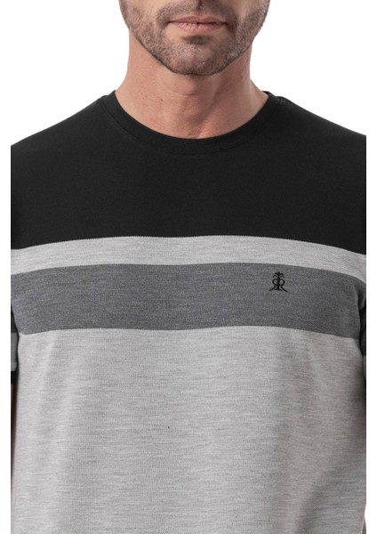 Yatay Baskılı Bisiklet Yaka T-Shirt