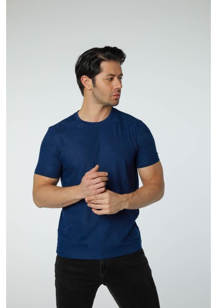Jakarlı Bisiklet Yaka T-Shirt