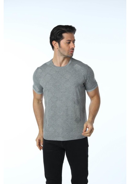 Jakarlı Bisiklet Yaka T-Shirt