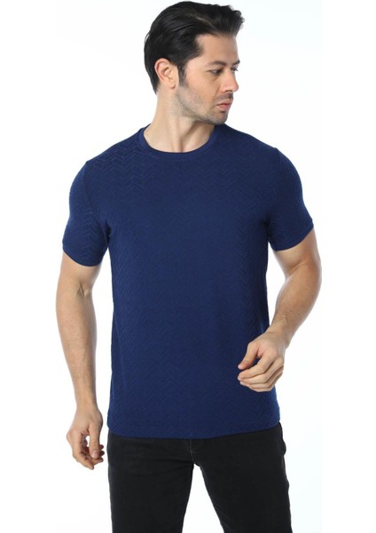 Jakarlı Bisiklet Yaka T-Shirt