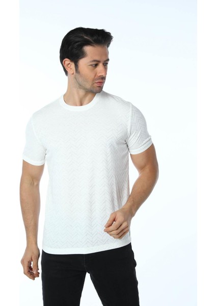 Jakarlı Bisiklet Yaka T-Shirt