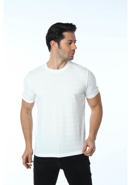 Jakarlı Bisiklet Yaka T-Shirt