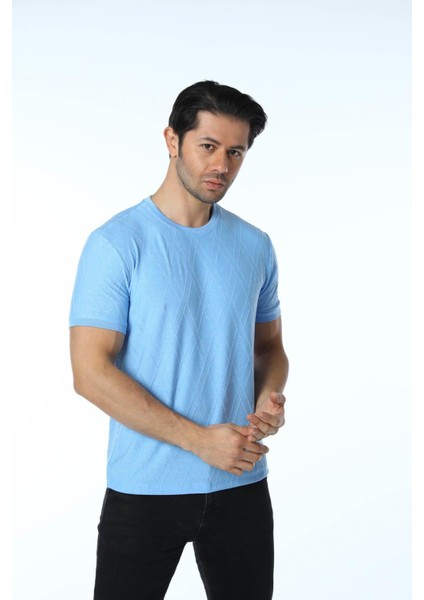 Jakarlı Bisiklet Yaka T-Shirt