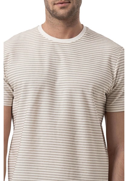 Yatay Çizgili Bisiklet Yaka T-Shirt
