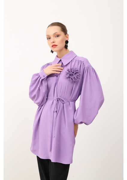 Yakası Çiçek Broşlu Tunik Lila