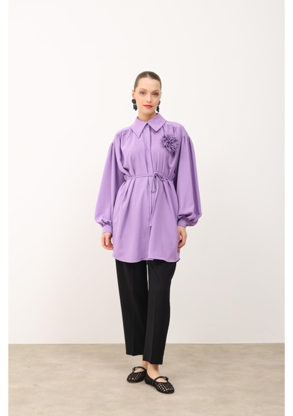Yakası Çiçek Broşlu Tunik Lila
