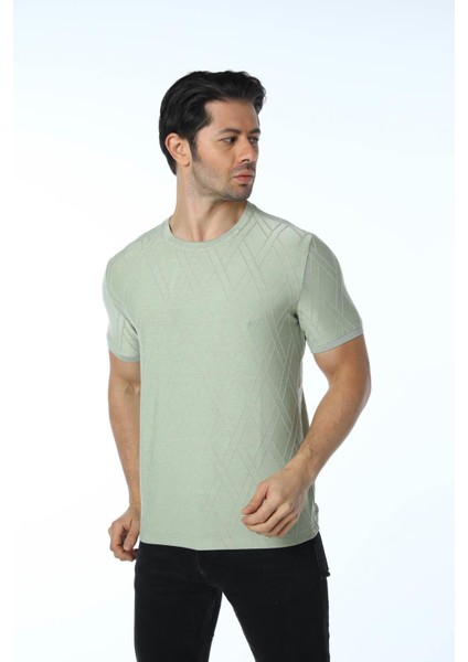 Jakarlı Bisiklet Yaka T-Shirt