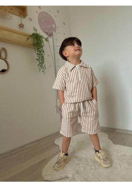 Erkek Çocuk Çizgili Şortlu Takım Krem