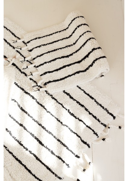 In Lines 2’li Takım Banyo Paspası %100 Pamuk 40X60 + 60X90 Siyah Çizgili fırsatları