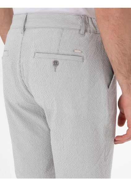 Erkek Gri Slim Fit Gofre Beli Lastikli Dokuma Şort 50305289-VR024