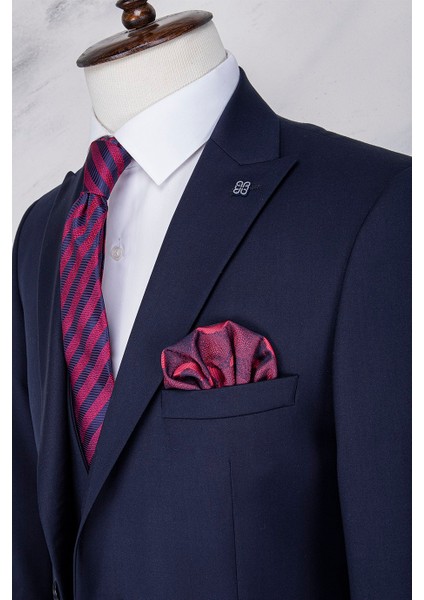 Erkek Slim Fit Sivri Yaka Lacivert Yelekli Takım Elbise modelleri