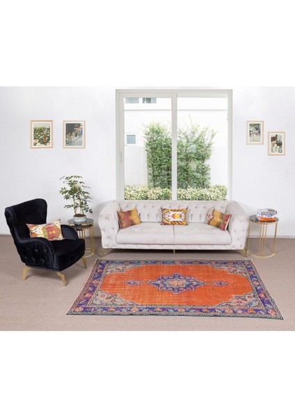 165 x 240 cm Turuncu, Mor, Mavi ve Yeşil Renkli Madalyon Desen El Yapımı Anadolu'dan Eski Halı fiyatları