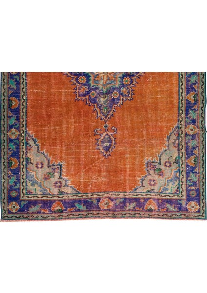 165 x 240 cm Turuncu, Mor, Mavi ve Yeşil Renkli Madalyon Desen El Yapımı Anadolu'dan Eski Halı indirimleri