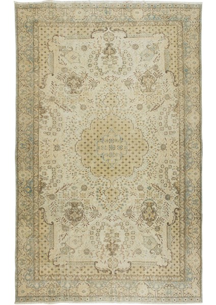 193 x 312 cm Madalyon Desenli Eski El Yapımı Türk Yünü Alan Halısı