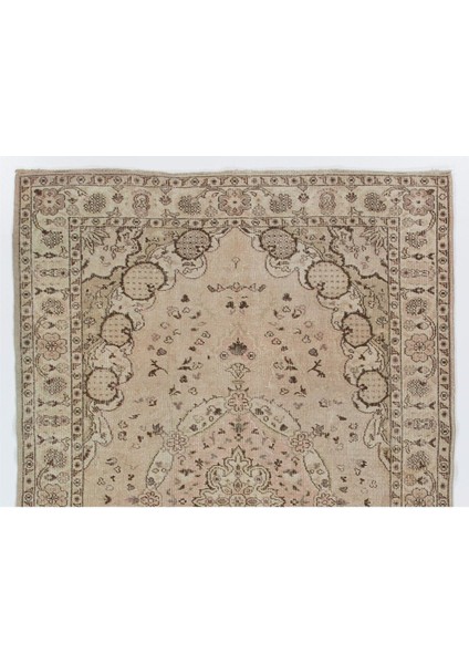 172 x 262 cm Nötr Tonlarda Eşsiz El Yapımı Türk Yünü Alan Halısı