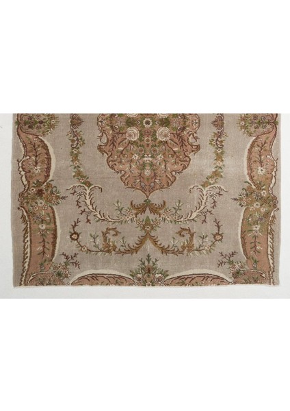 210 x 276 cm Aubusson'dan Esinlenen Eski Türk El Yapımı Yün Halı, Soluk Gül ve Gri Tonlarda