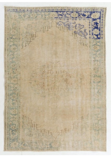 173 x 245 cm Eski Türk Uşak Halısı. El Dokuma Yünlü Alan Halısı