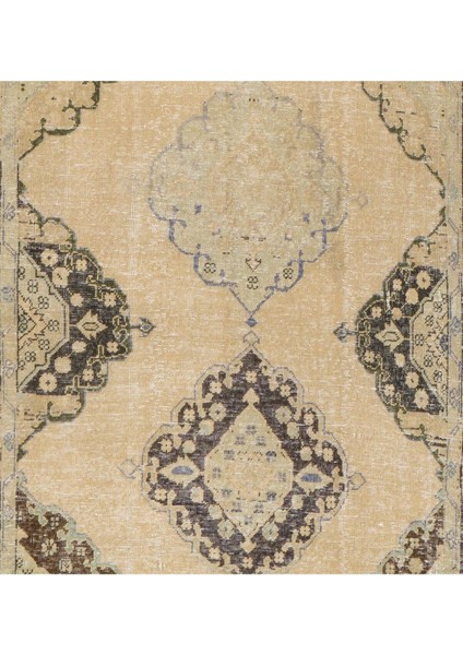 150 x 375 cm 20.yüzyıldan Yapılmış Eski El Yapımı Anadolu Uşak Yolluk Halı. El Düğümlü Yün Halı