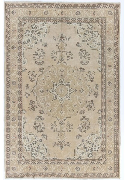 218 x 333 cm Nötr Renklerde Güzel Eski Anadolu Halısı, Bej El Yapımı Halı