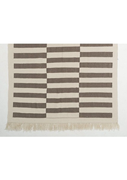 238 x 325 cm Eski El Dokuma Kilim, Doğal Boyanmamış Yün, Özel Seçenekler Mevcuttur