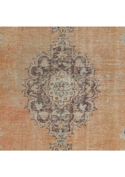 169 x 240 cm Kırmızı ve Siyah Eski El Dokuma Türk Uşak Halısı, El Düğümlü Oturma Odası Halısı