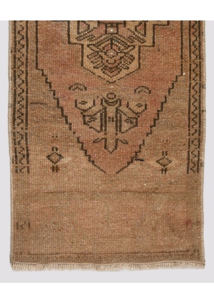 46 x 110 cm Küçük El-Düğümlü Yün Kapı Paspası. Eski El Yapımı Anadolu'dan Küçük Halı