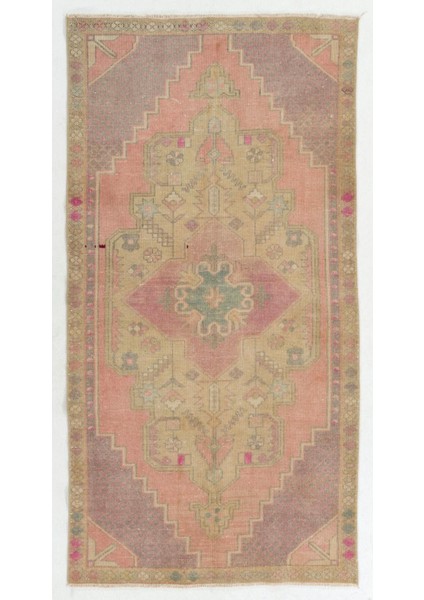 130 x 254 cm Geometrik Tasarımlı Pembe Eski El Düğümlü Türk Halısı