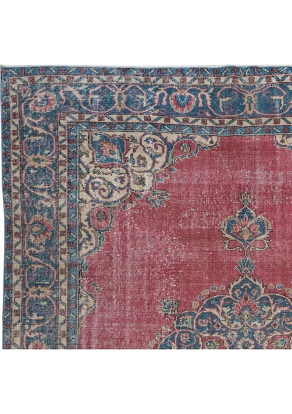 237 x 320 cm Kırmızı ve Lacivert El Yapımı Eski Anadolu Bölge Halısı Türünün Tek Örneği