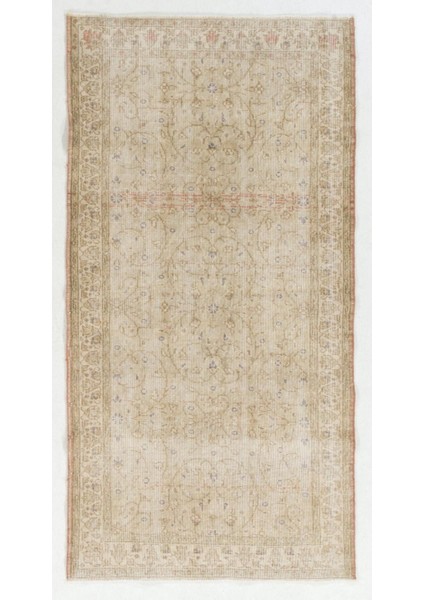 106 x 206 cm Eski Çiçek Desenli Eski Uşak Halı, Güneşte Soldurulmuş El Dokuma Halı