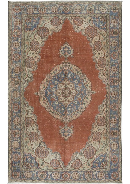 174 x 276 cm Geleneksel El Düğümlü Türk Halısı. Eski Köy Halısı. Kırmızı, Lacivert ve Bej Renkler