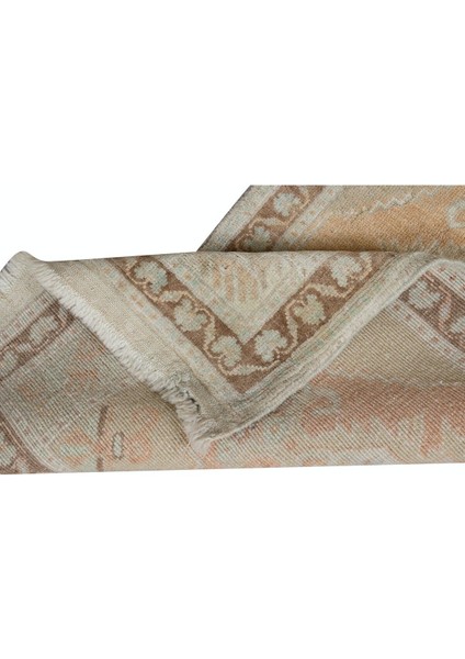 50 x 92 cm Sessiz Renklerde Eski Uşak Küçük Halı. El Yapımı Paspas Veya Banyo Paspası. 60 Yıllık Halı