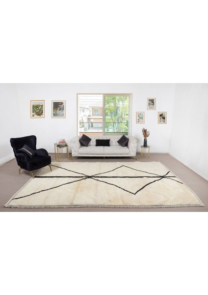 275X385 cm Yeni El Yapımı "tülü" Halı, %100 Doğal Boyasız Yün, Bej ve Siyah Renkler