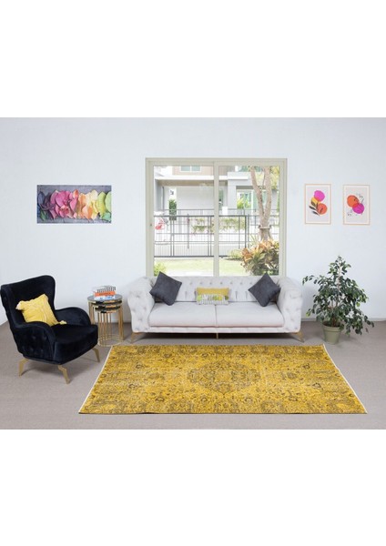 163 x 260 cm El Düğümlü Sarı Türk Halısı, Yeniden Boyanmış El Yapımı Modern Halı