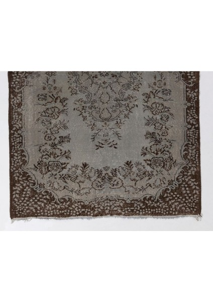 170 x 250 cm Gri Renkli Madalyon ve Çiçek Desenli Sade Isparta Halısı