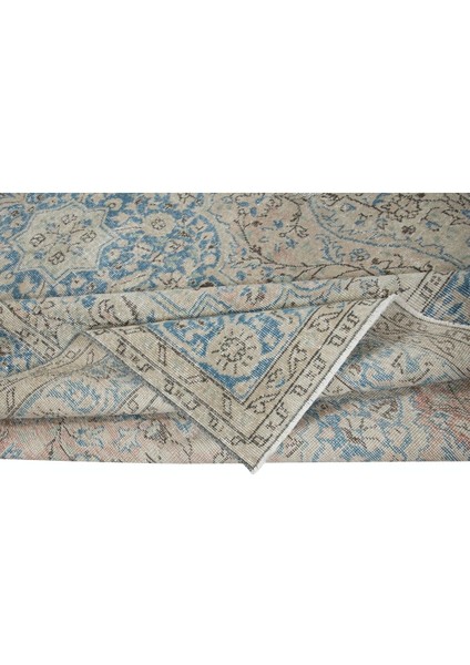 214 x 320 cm Türünün Tek Örneği Anadolu Halısı, Yaklaşık 1950'LERDEN, El Yapımı Yünlü Halı