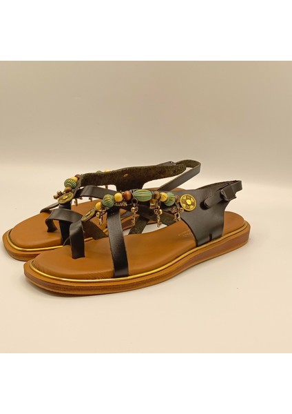 Daphne Deri Düz Sandalet fırsatları