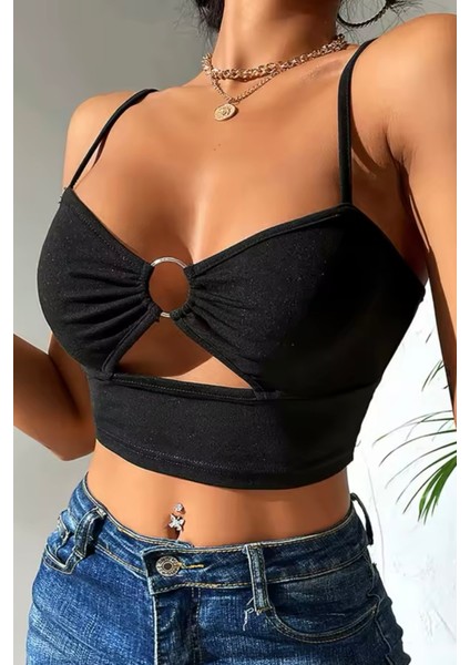 Aksesuarlı Şık Crop Büstiyer T-Shirt