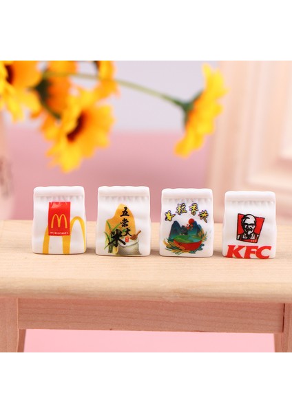 10 Adet Un Çantaları Pirinç Çuvalı Model Bebek Evi Aksesuarları 1:12 Evcilik Minyatür Cologo (Yurt Dışından)
