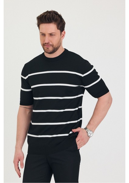 Erkek Bisiklet Yaka Kalın Çizgi Detaylı Kısa Kollu Ince Triko T-Shirt indirimleri