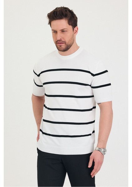 Erkek Bisiklet Yaka Kalın Çizgi Detaylı Kısa Kollu Ince Triko T-Shirt modelleri