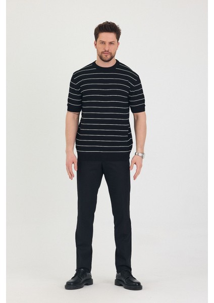 Erkek Bisiklet Yaka Çizgi Detaylı Kısa Kollu Ince Triko T-Shirt modelleri
