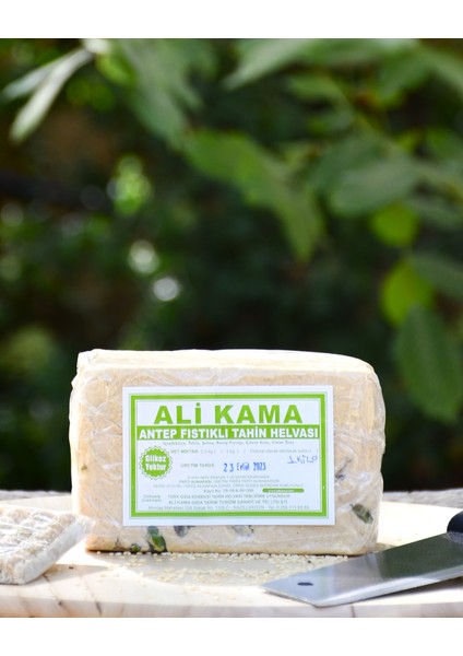Doğal Antep Fıstıklı Tahin Helvası 1 kg