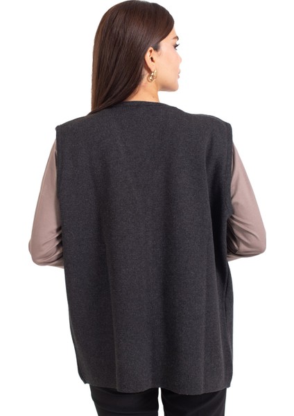 Kadın Orta Yaş ve Üzeri Triko Örgü Düğmesiz Kanaviçe Desen Nakışlı Anne Yelek 310 indirimleri