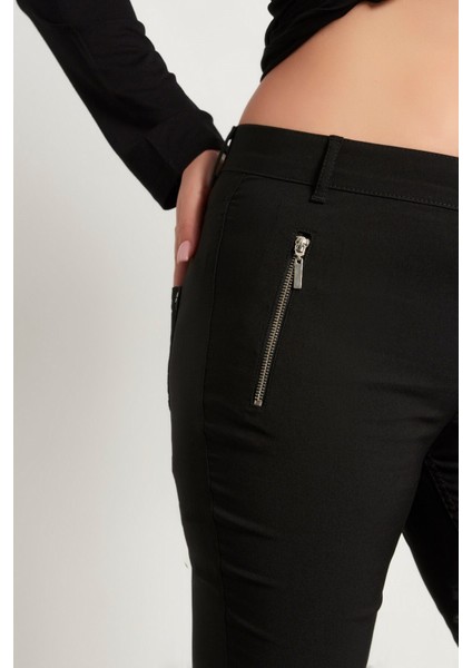 Fermuar Detaylı Pantolon fırsatları