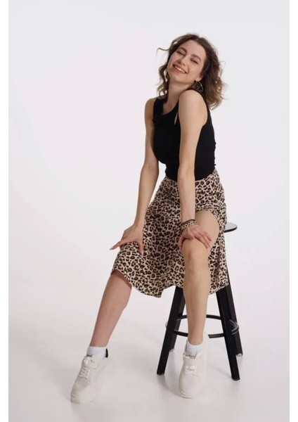 Leopar Yırtmaçlı Etek