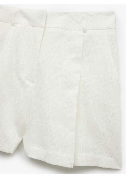 Viskon Kumaş Astarlı Floral Dokulu Cepli Mini Şort modelleri