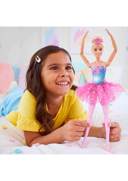 HLC25 Barbie Işıltılı Balerin Bebek