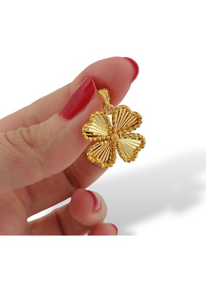 22 Ayar Altın Yonca Kolye Ucu 2.80 Gram